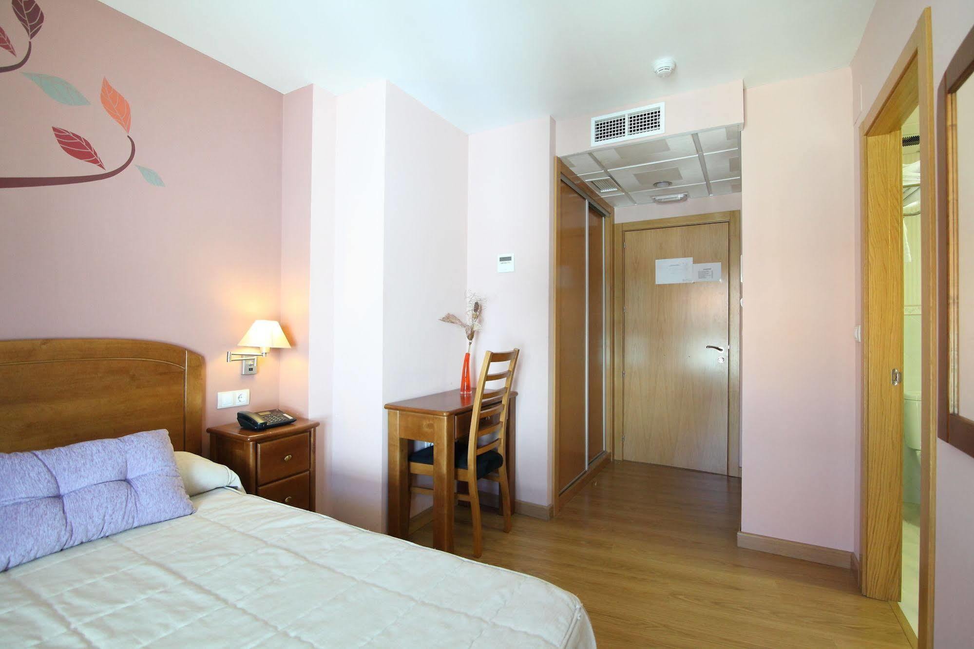 Gasthof Hostal Campo Real Bed&Breakfast